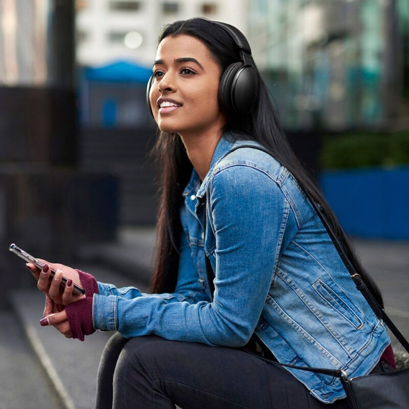 Aud&iacute;fonos Panasonic Inal&aacute;mbrico Y Al&aacute;mbrico image number null