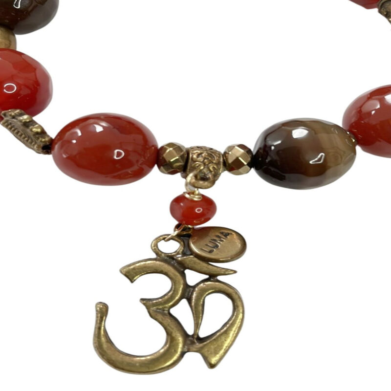 Pulsera Caf&eacute; De &Aacute;gatas Con Dije Met&aacute;lico De Om ... image number null