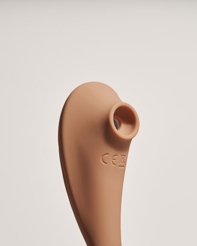 Dildo Vibrador y Succionador de Cl&iacute;toris Ona image number null