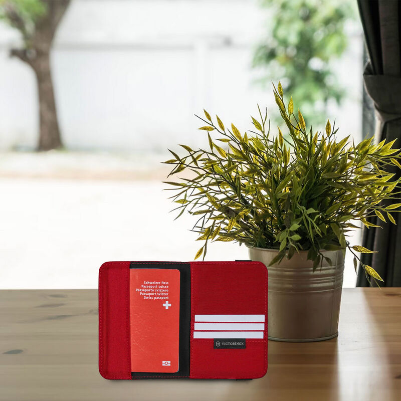 TA 5.0 Passport Holder with RFID Roja Victorino... image number null