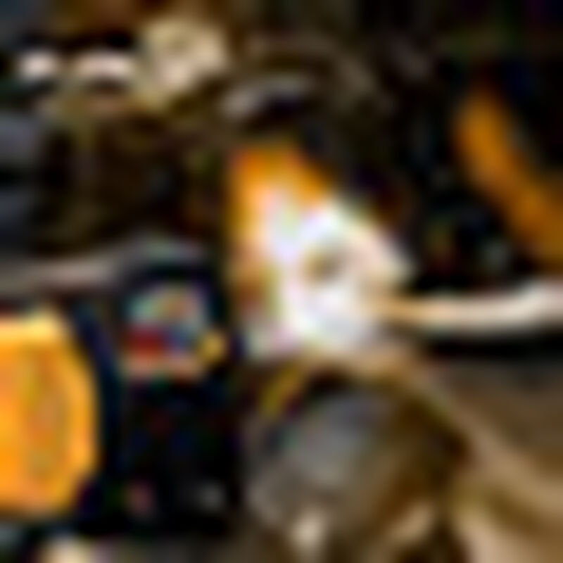 Soldadora Inversor Furius 210 Amp Bi Voltaje image number null